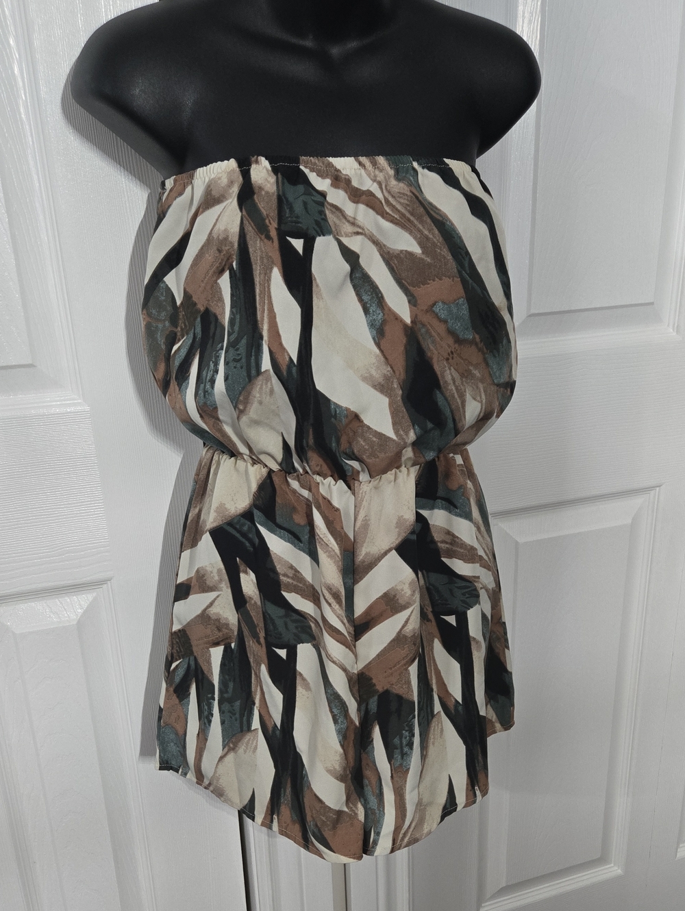 SHEIN Brown Multi Abstract Strapless Romper